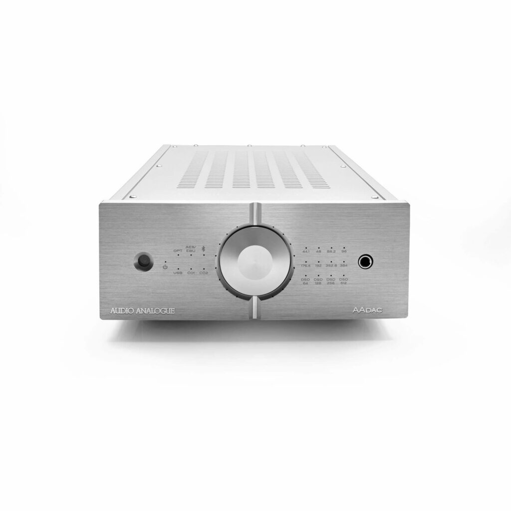 Audio Analogue AAdac Zilver DAC Voorkant 1024x1024 1 GEBRUIKTE SET BIJ HANSAUDIO