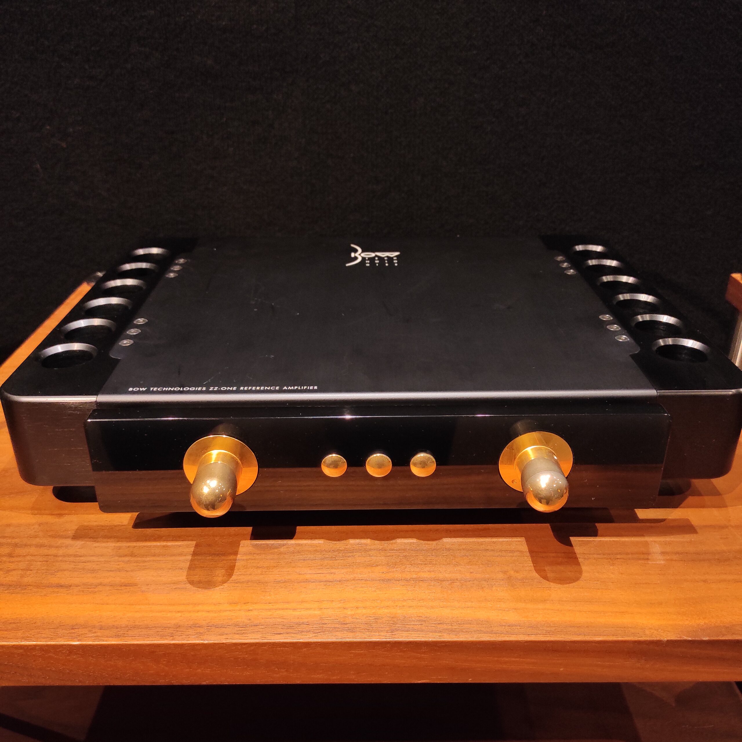 ボウテクノロジーズ プリメインアンプ ZZ-One Used Bow Technologies ZZ-ONE Integrated amplifiers for Sale